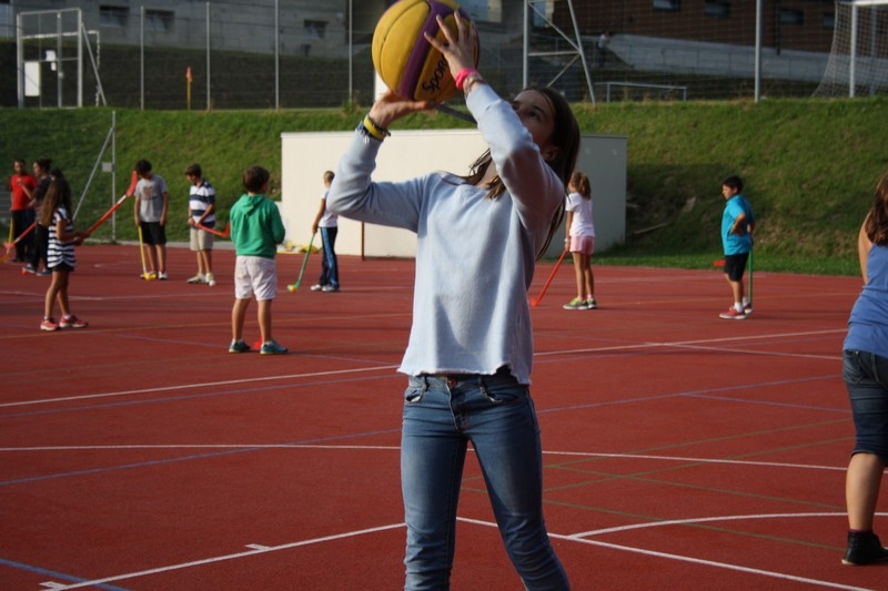 Village Camps International Summer Camp Leysin, Switzerland 2026-08-15 https://www.villagecamps.com/journals_admin/images/693-24-basketball (41).jpg